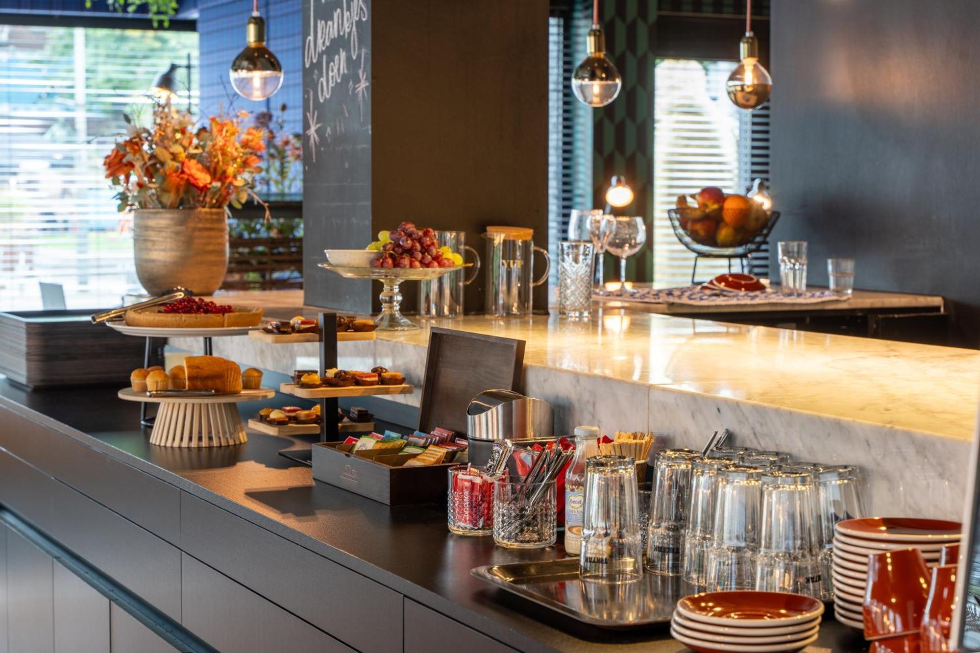 Ibis Styles Hasselt City Centre Екстериор снимка
